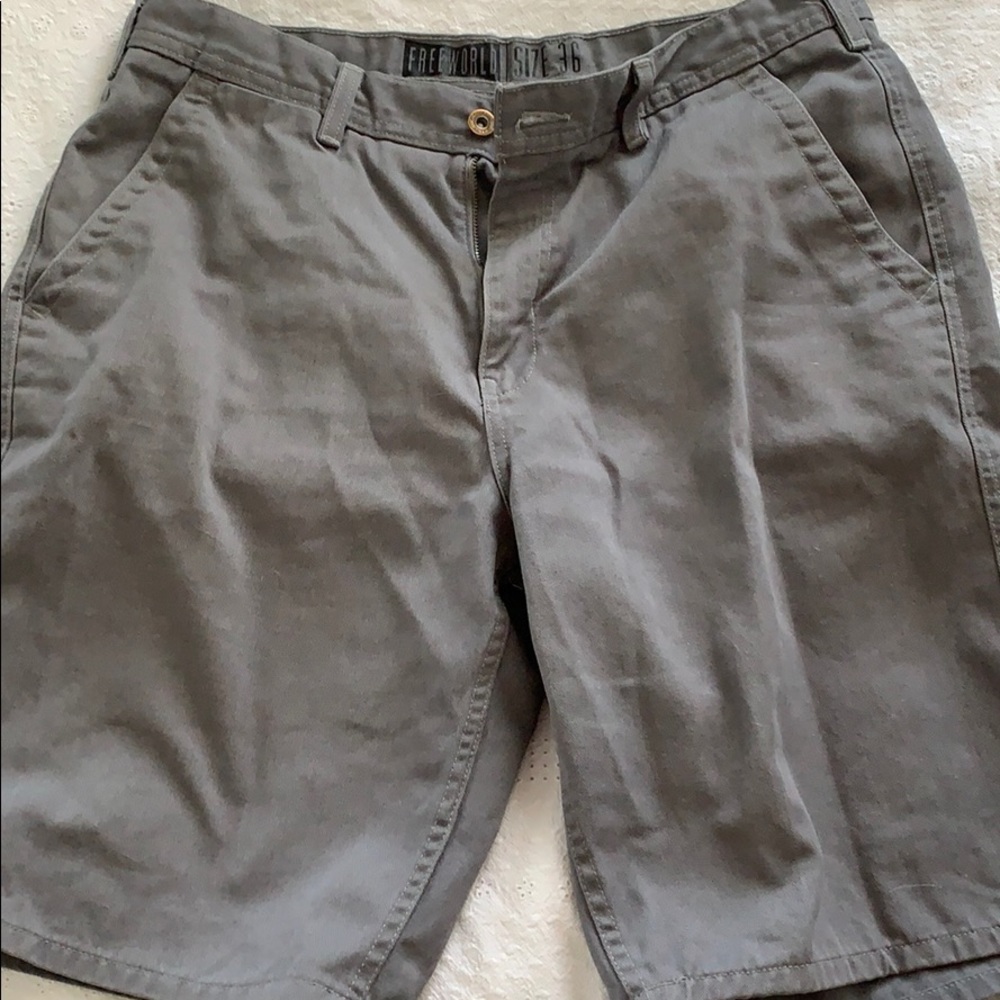 Men’s Free World Shorts